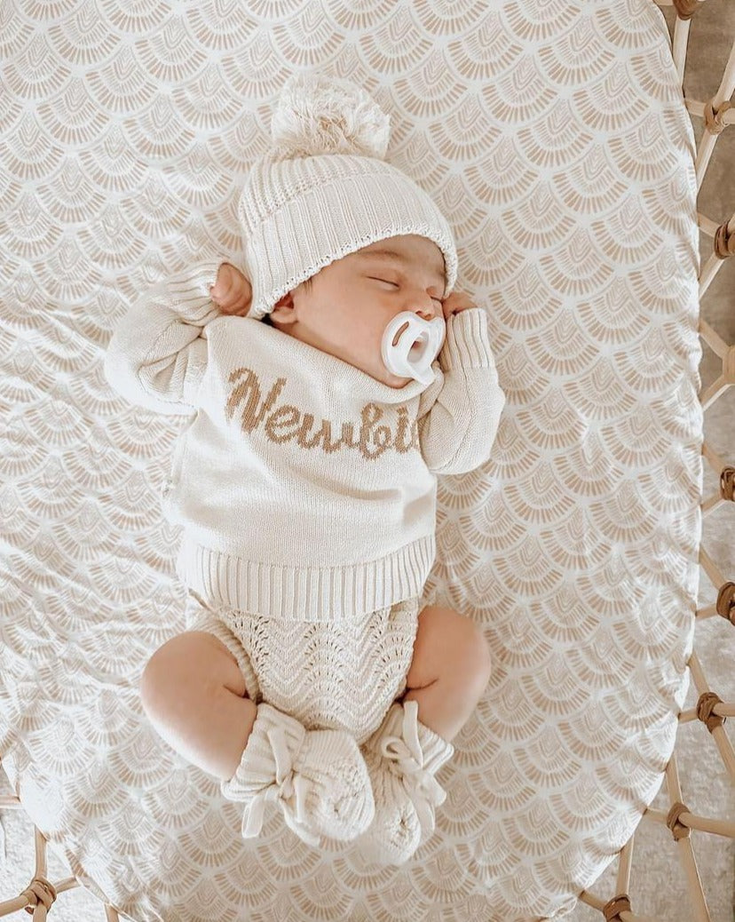 Oat Knitwear &amp; Lion Bundle - 4 Pieces
